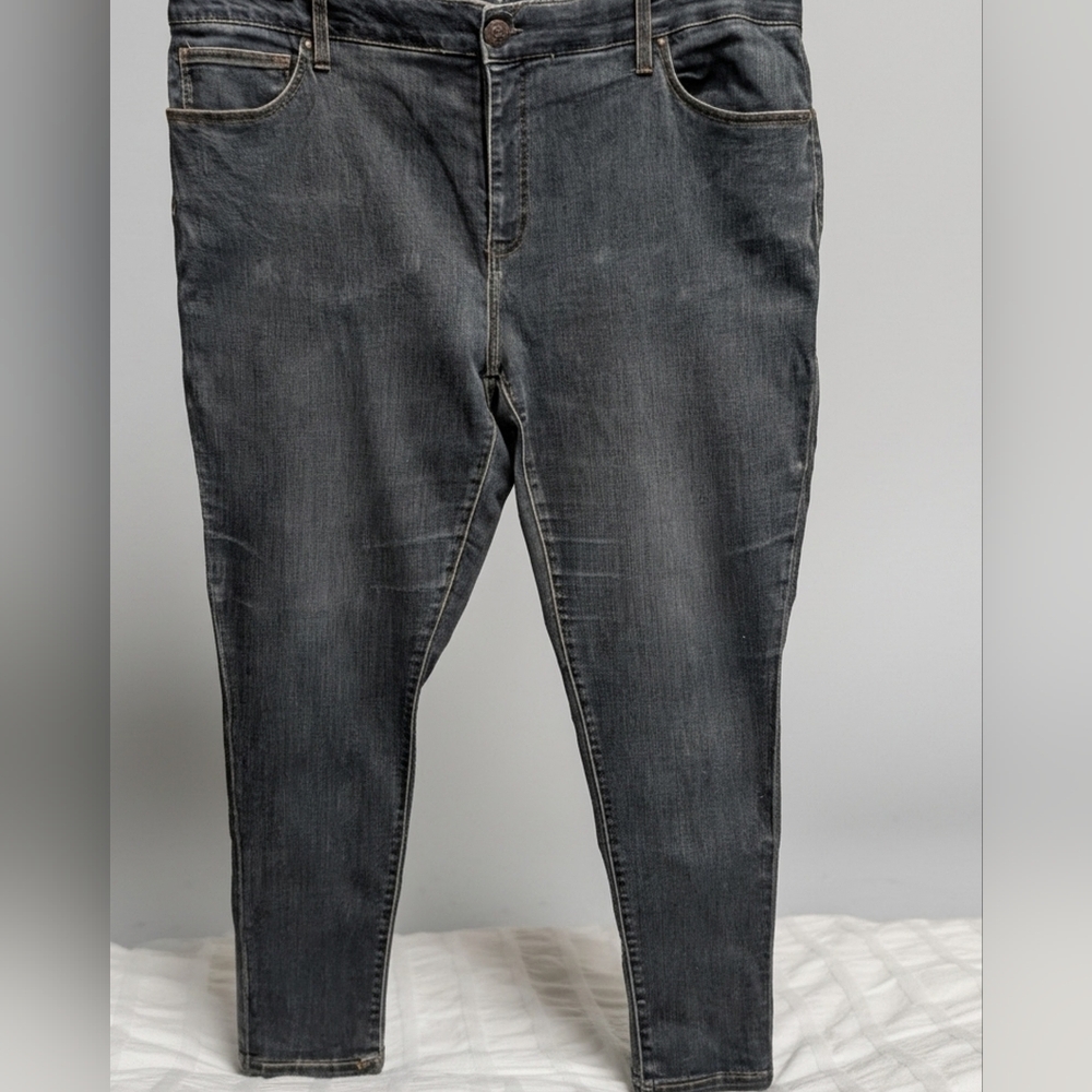 LuLaRoe Women's Dark Blue Skinny Jeans LR303